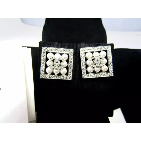 CHANEL 24P Crystal Glass Pearl CC Logo Silver Square Stud Earrings - Picture 3 of 9